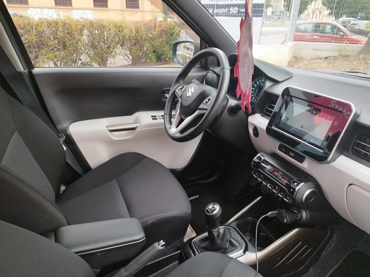 Suzuki Ignis 1.2 Hybrid Top - km 28500