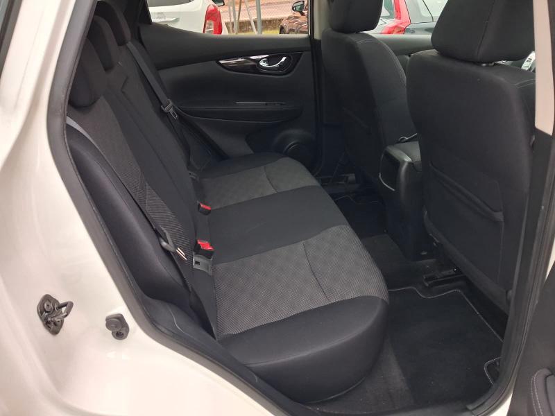 Nissan Qashqai 1.5 dci N-Connecta 110cv E6