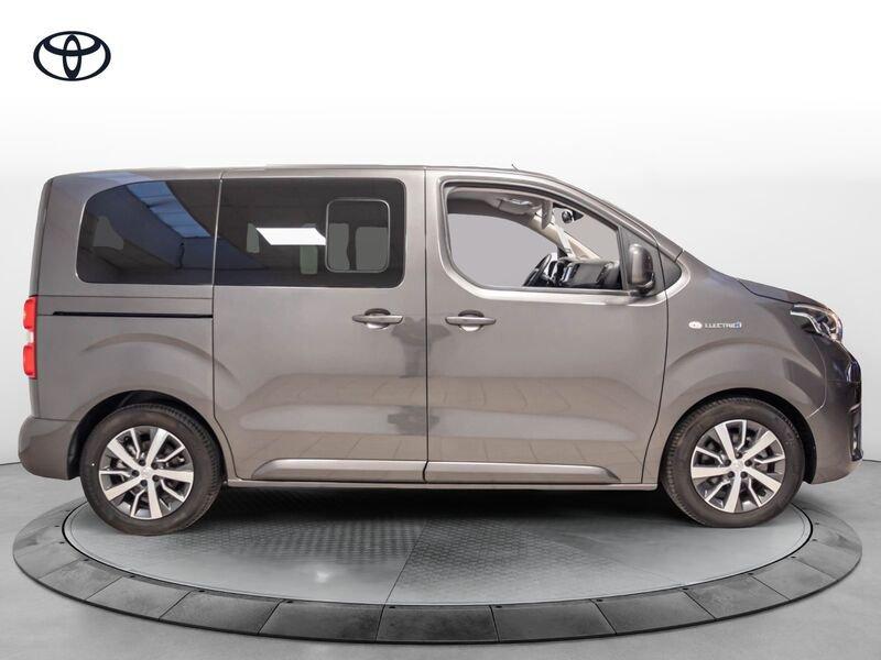 Toyota Proace Verso El. ctric 50 kWh L0 Compact D Executive