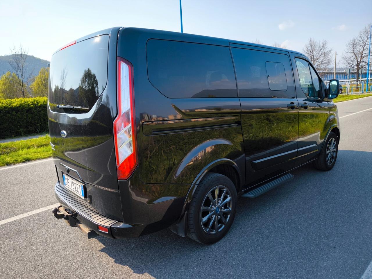 FORD TOURNEO CUSTOM TDCI-TITANIUM-9 POSTI-2021-GANCIO TRAINO