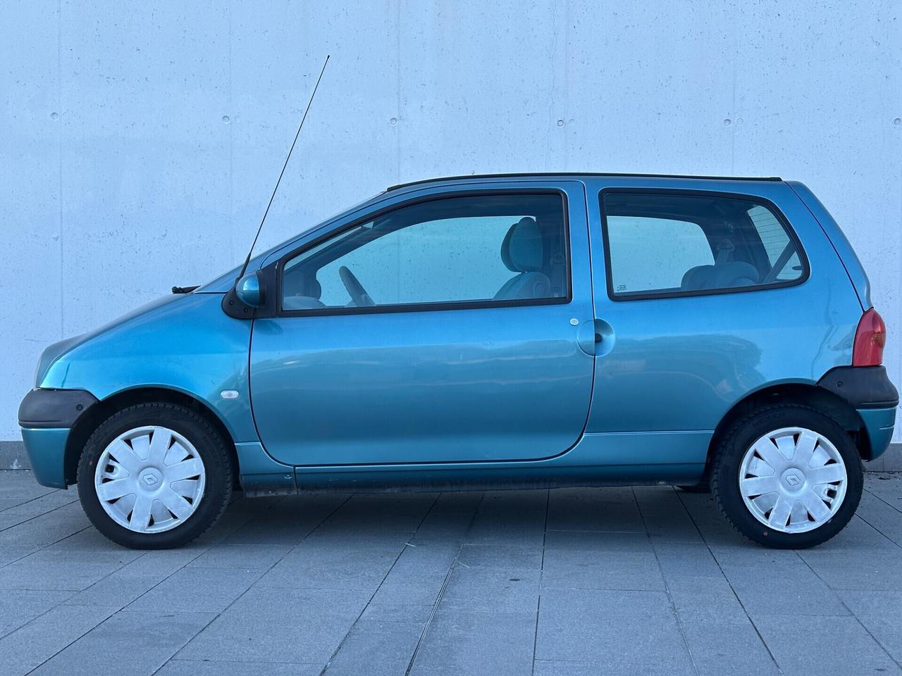Renault Twingo 1.2i cat Authentique Neopatentati