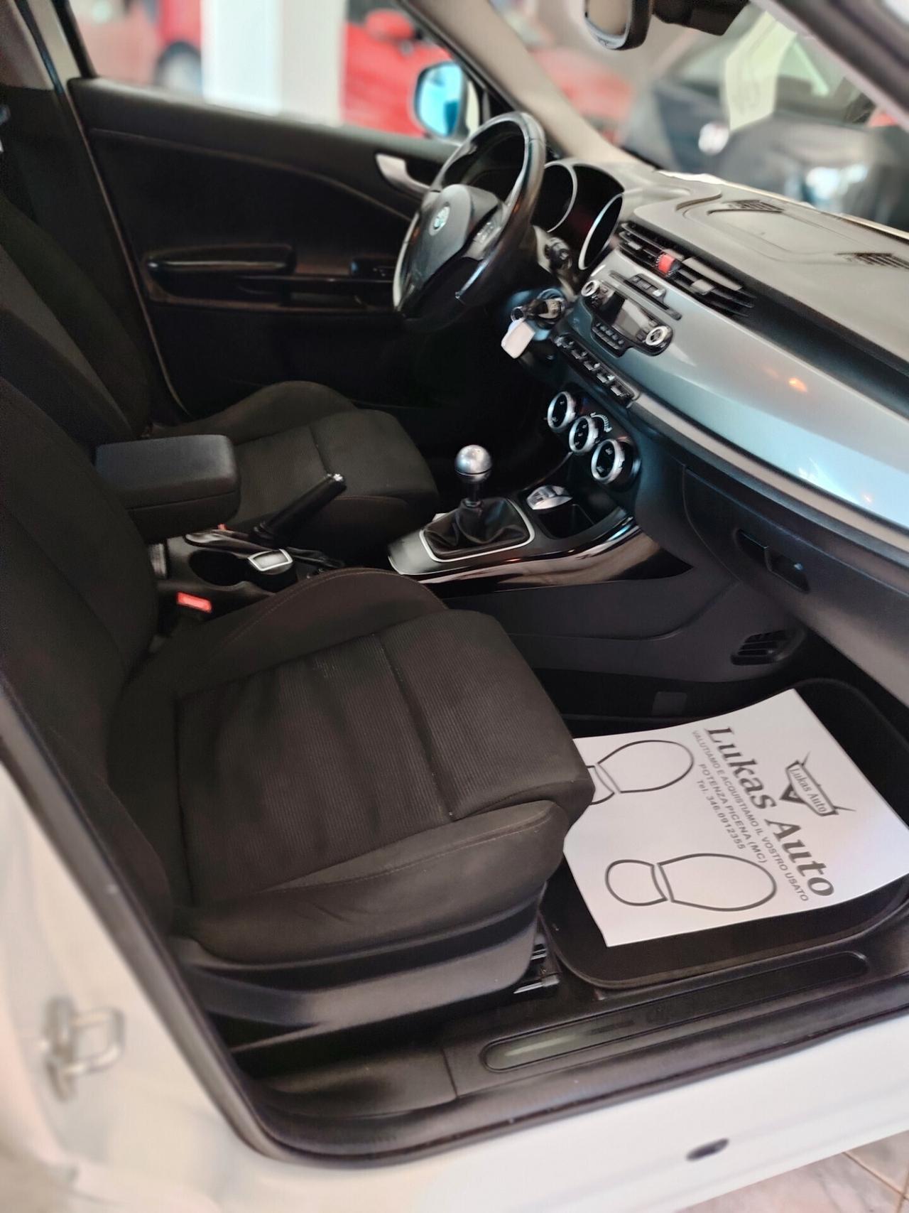 Alfa Romeo Giulietta 1.6 JTDm-2 105 CV Distinctive