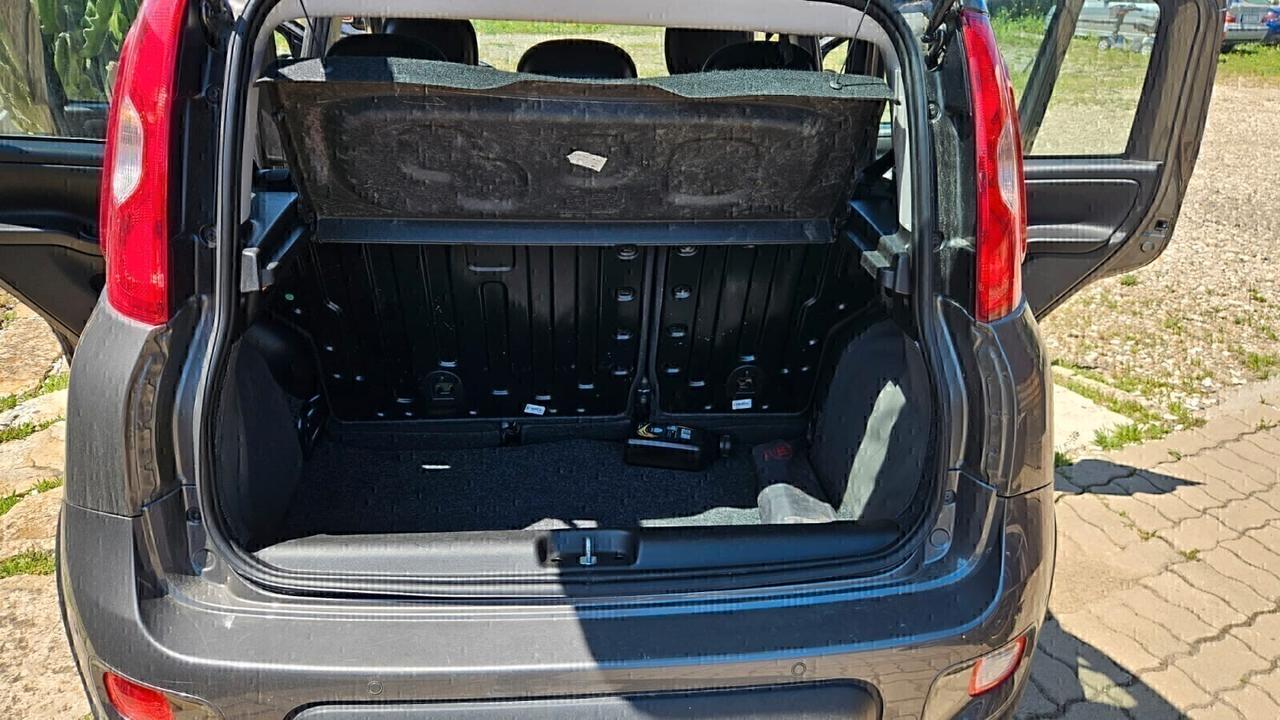 Fiat Panda 1.0 FireFly S&S Hybrid Sport