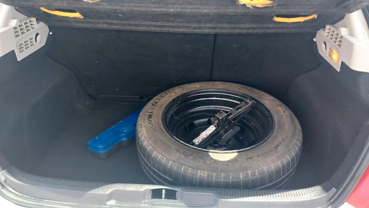 Peugeot 207 1.4 8V 75CV 5p. Energie Sport ECO GPL