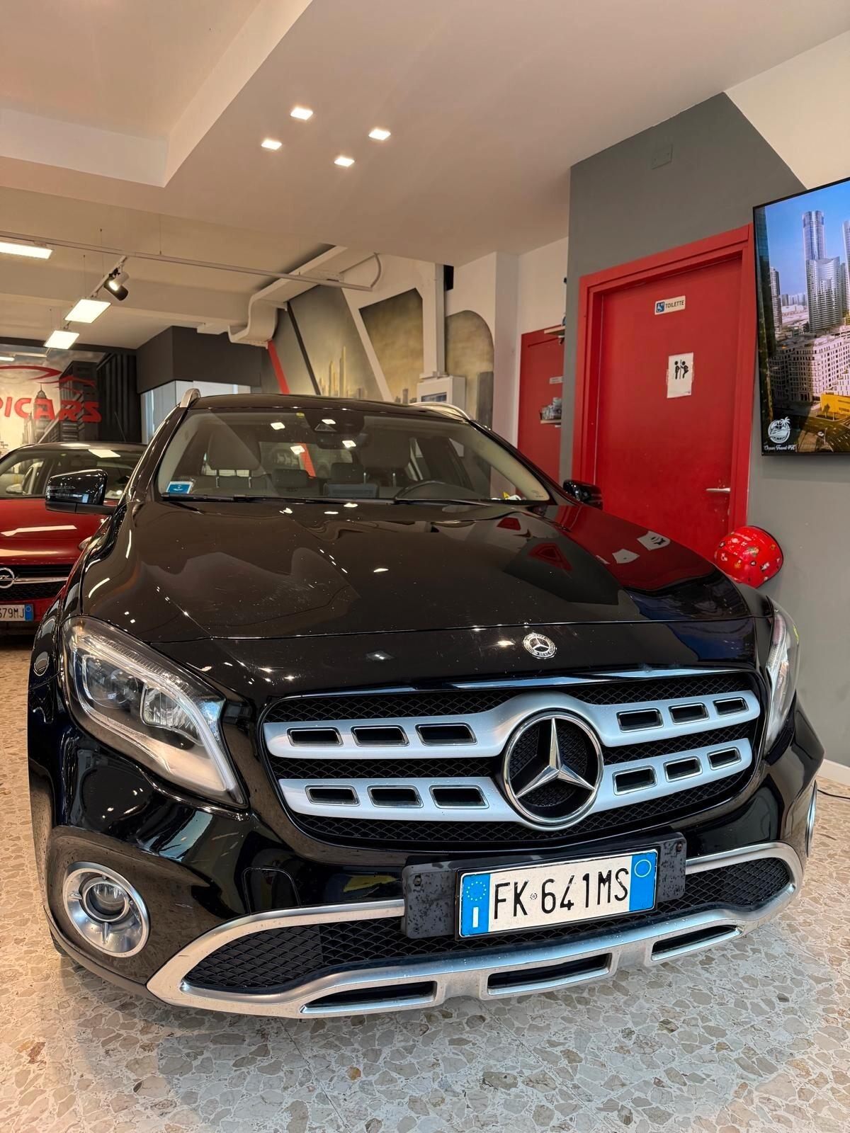Mercedes-benz GLA 200 d Automatic 4Matic Premium
