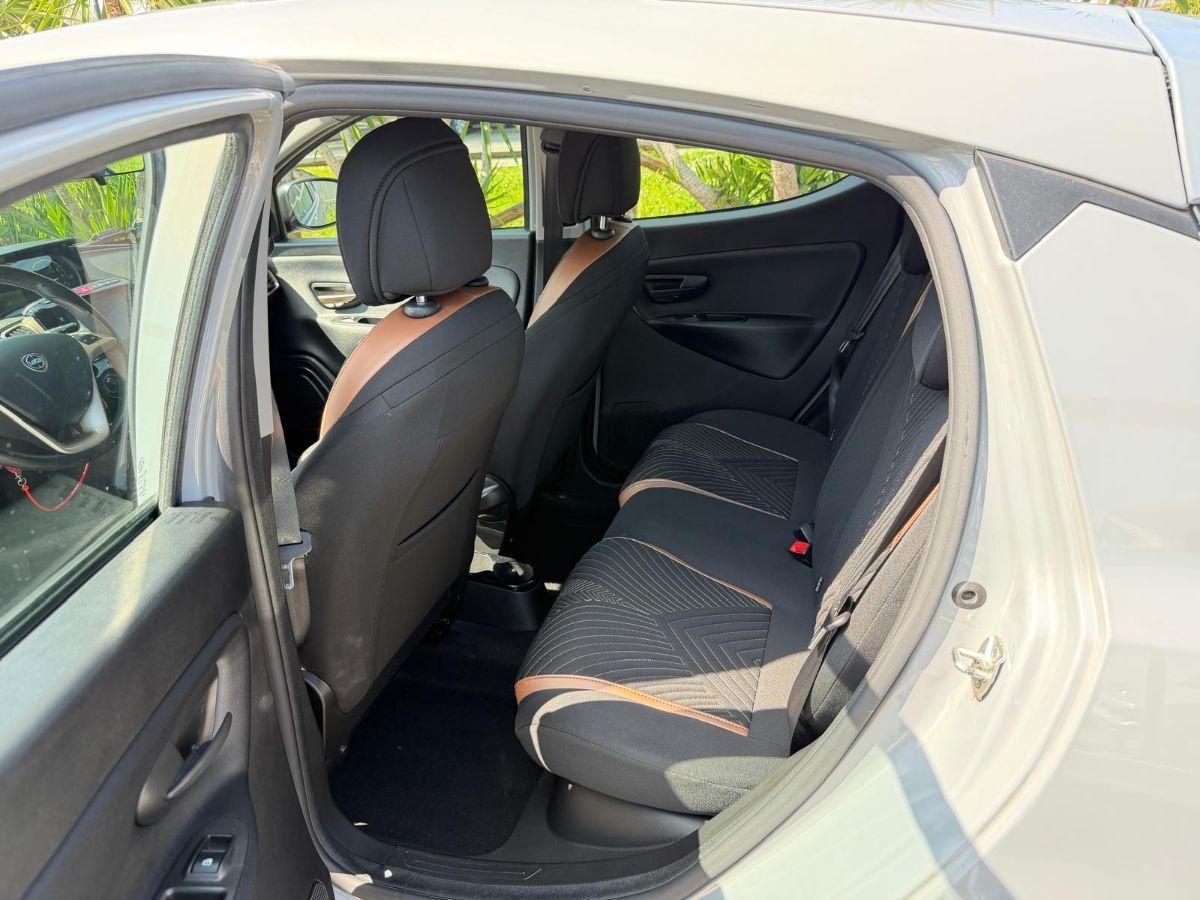 LANCIA - Ypsilon - 1.0 FireFly 5p.S&S Hyb. Eco A.F.