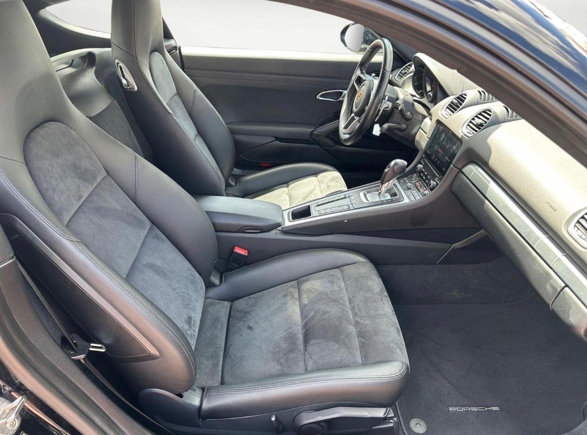 Porsche 718 Cayman 2.0