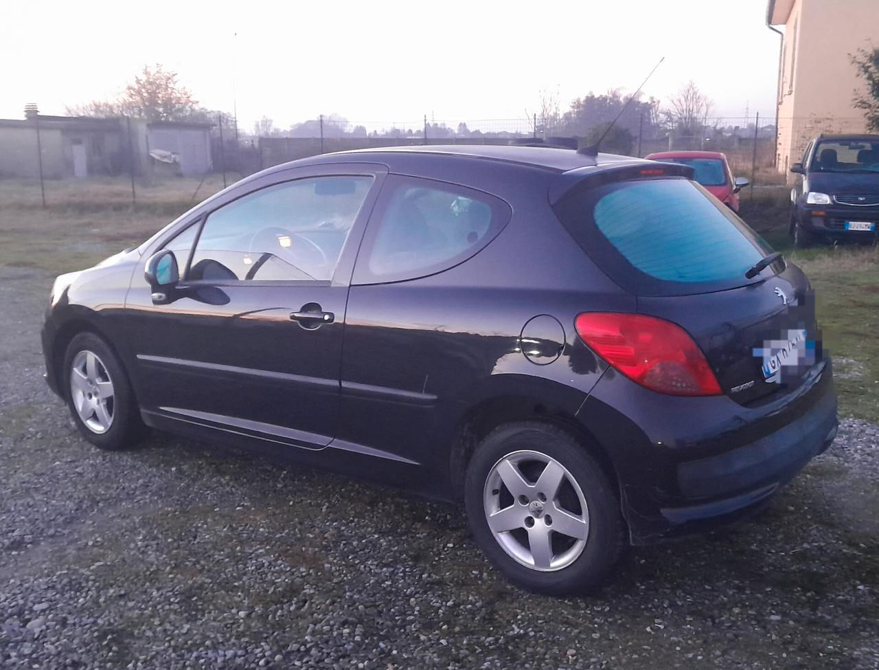 Peugeot 207 1.4 88CV 3p. XS
