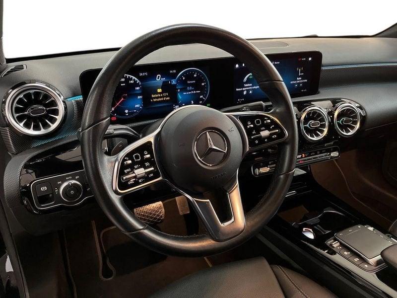 Mercedes-Benz Classe A - W177 2018 A 180 d Sport auto