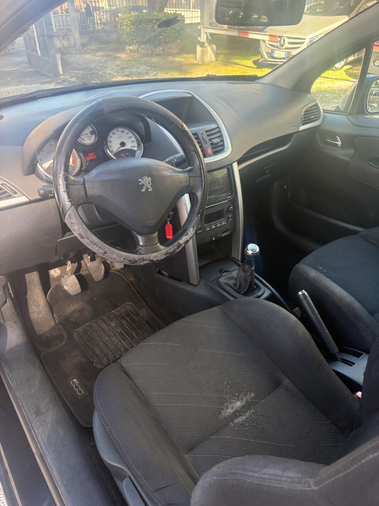 Peugeot 207 1.6 HDi 90CV 3p. XS