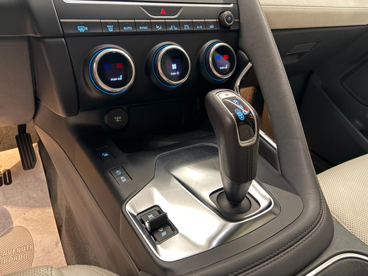 Jaguar E-Pace 2.0D 150 CV AWD auto Garanzia