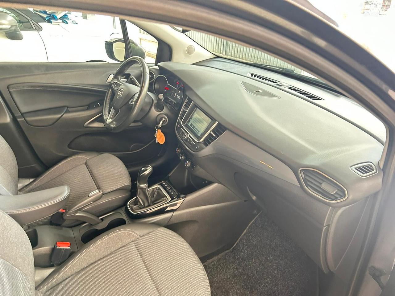 Opel Crossland 1.2 business 83 cv