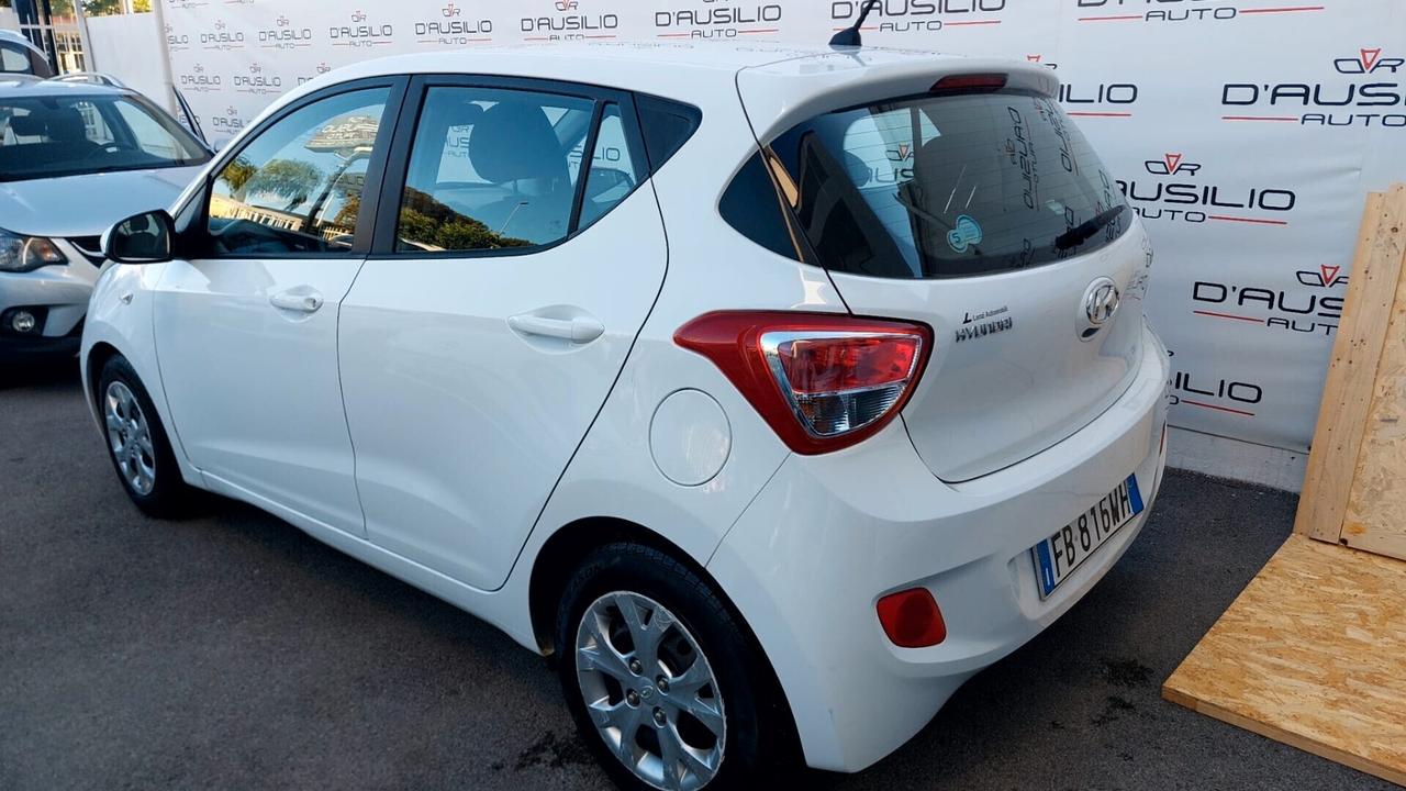 Hyundai i10 1.0 MPI Sound Edition