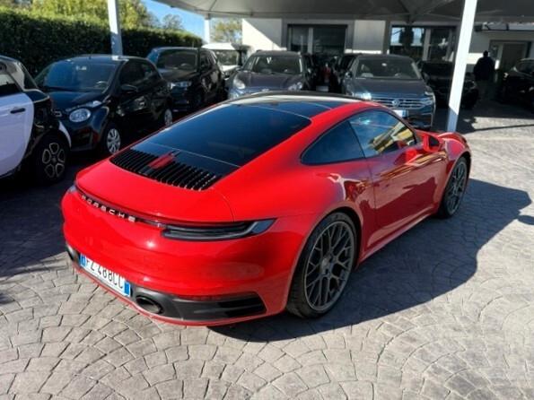 Porsche 911 Carrera