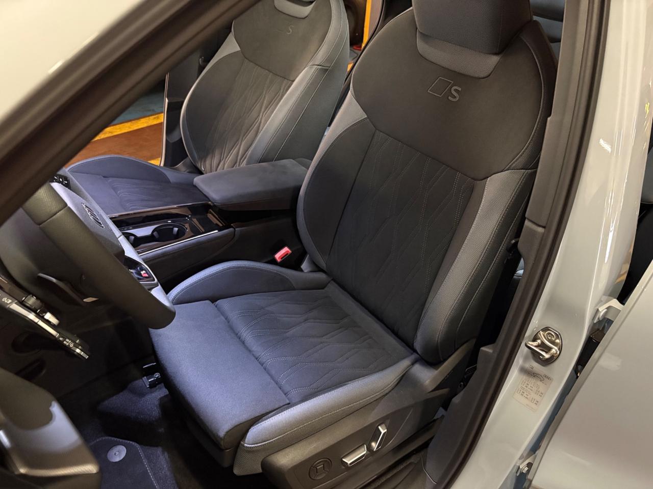 Audi Q3 SPB e-hybrid 200 kW S tronic Business Advanced