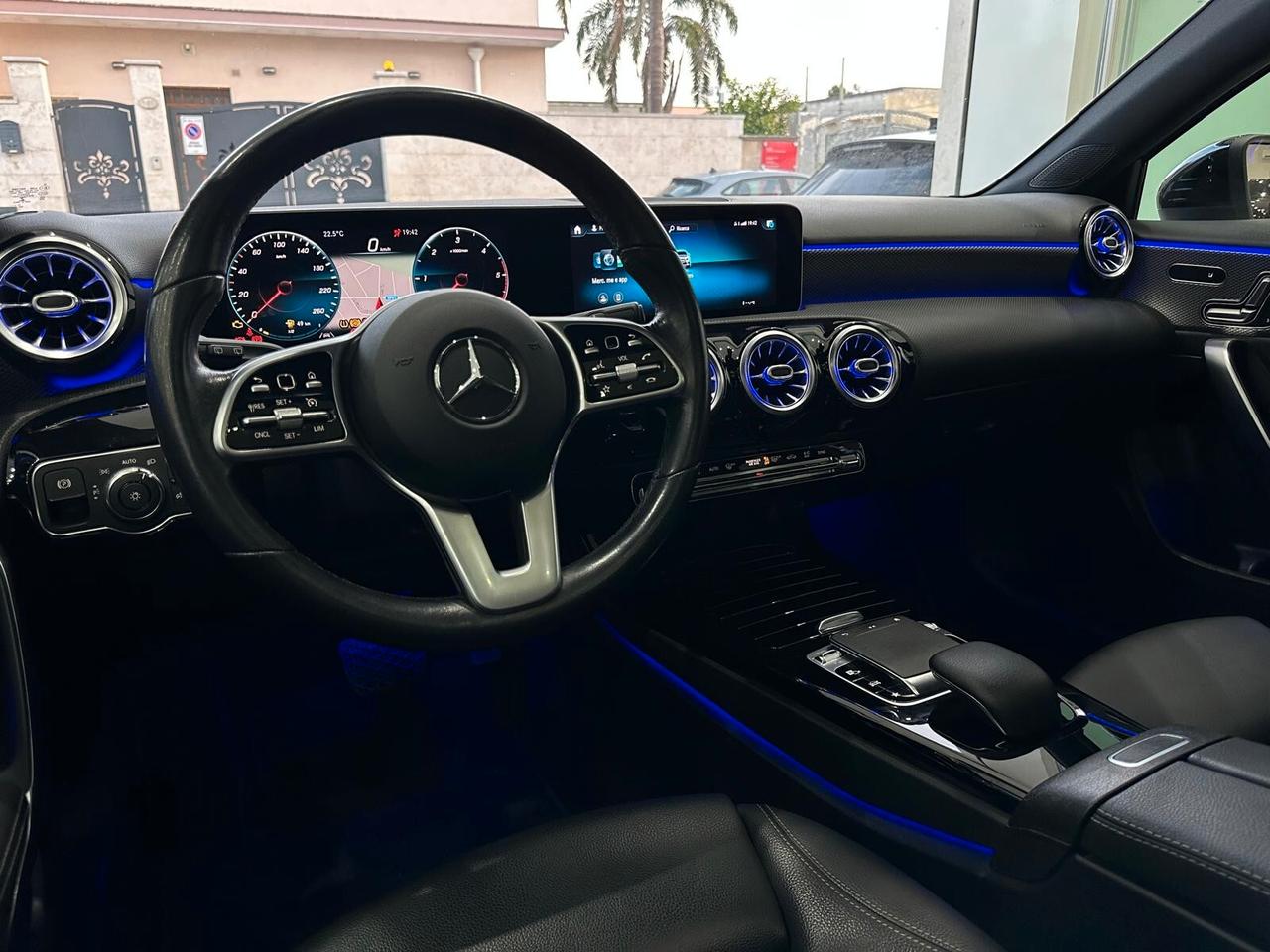 Mercedes-benz A 200 d Automatic Premium Night Pack