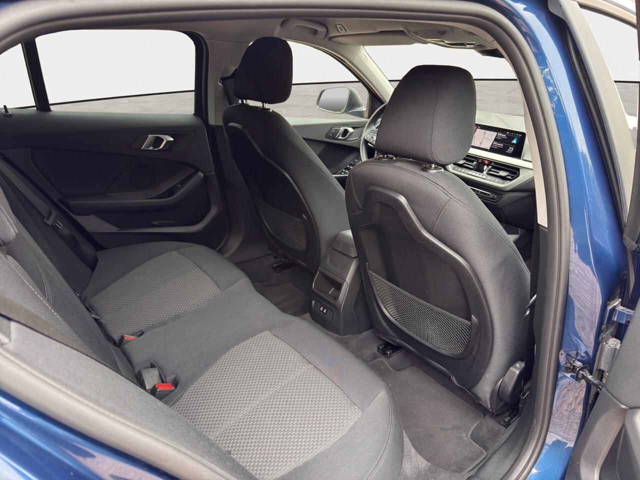 Bmw 118d 150 Cv 5p. Business Advantage - 2021