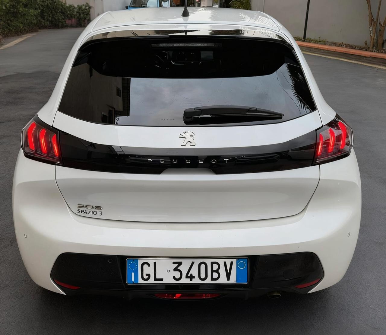 Peugeot 208 PureTech 100 Stop&Start 5 porte Allure