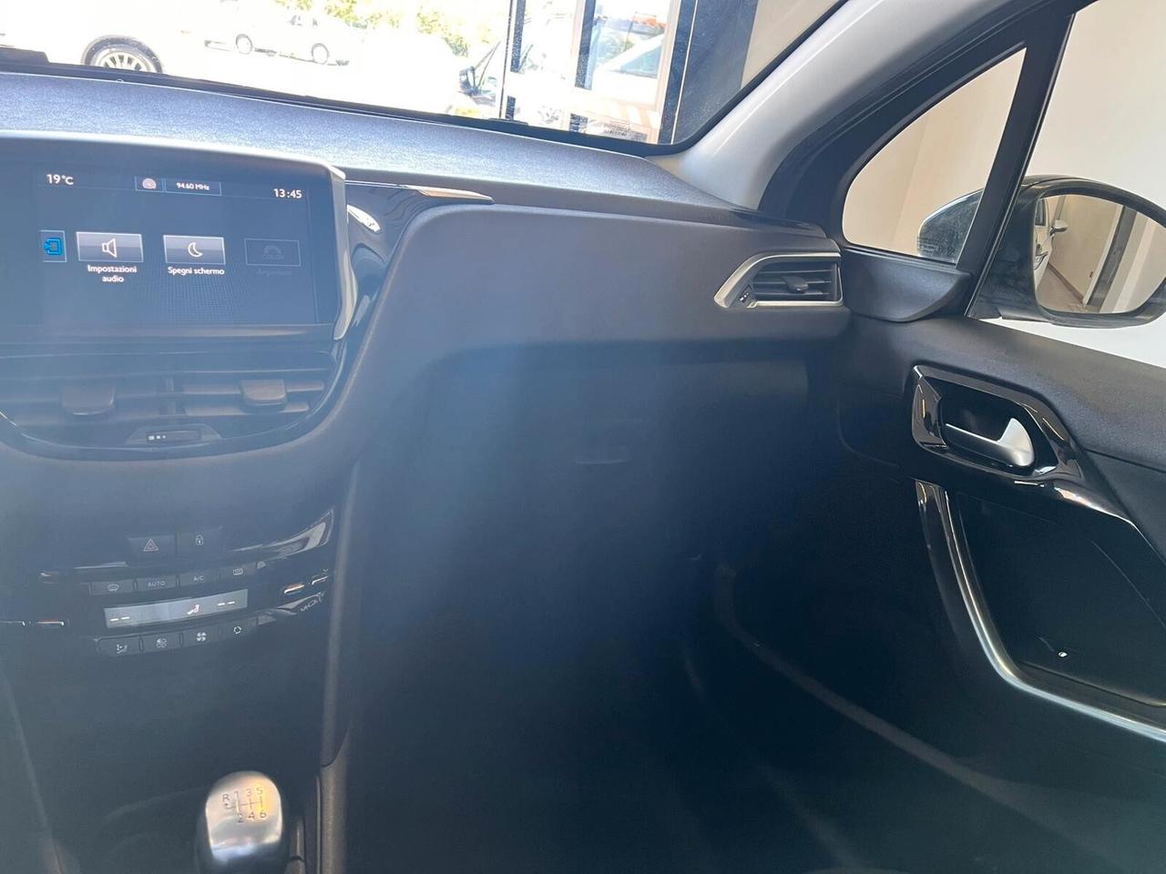 Peugeot 208 1.6 e-HDi 115 CV Stop&Start 5 porte Allure