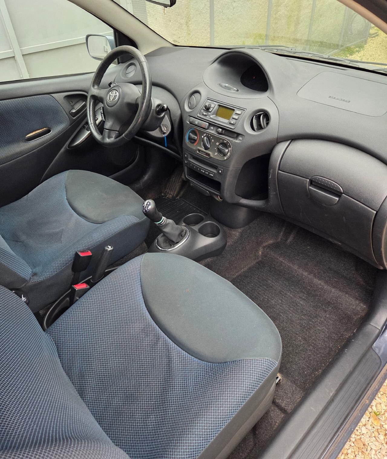 Toyota Yaris 1.4 tdi D-4D cat 3 porte Sol