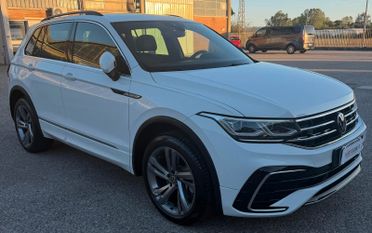 Volkswagen Tiguan 2.0 TDI 200 CV SCR DSG 4MOTION R-Line