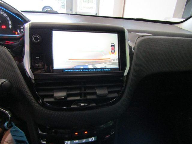 PEUGEOT 2008 1.2 110 CV PureTech Turbo Allure