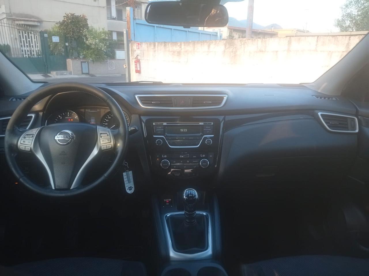 Nissan Qashqai 1.5 dCi Visia