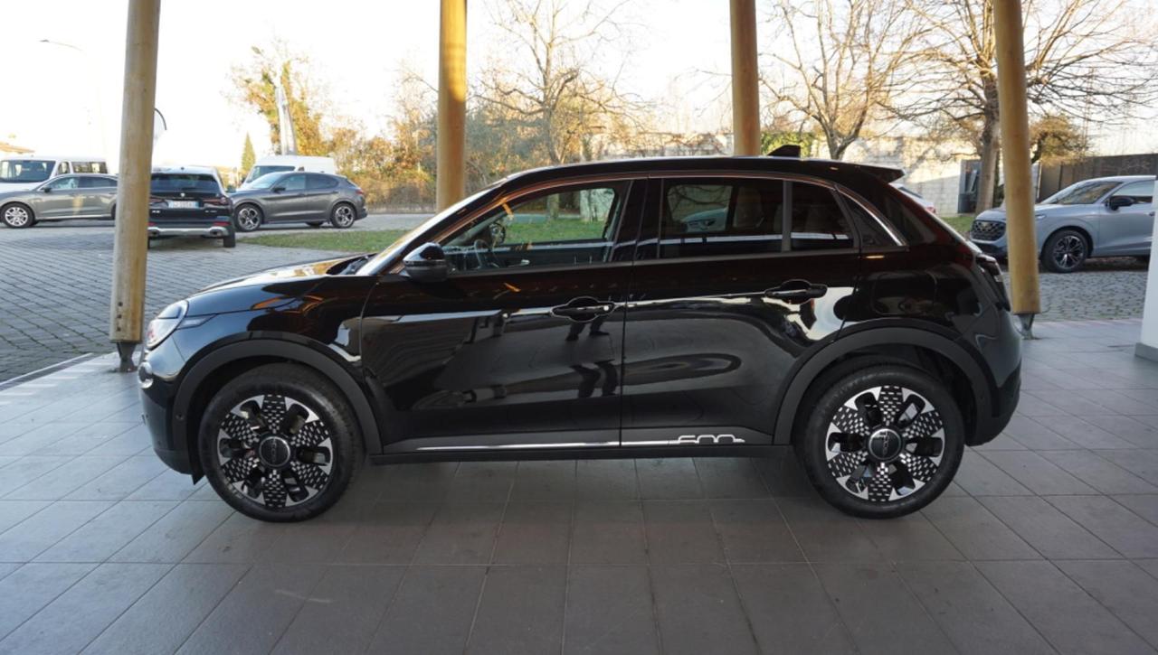 Fiat 600 Hybrid 100 CV DCT MHEV La Prima