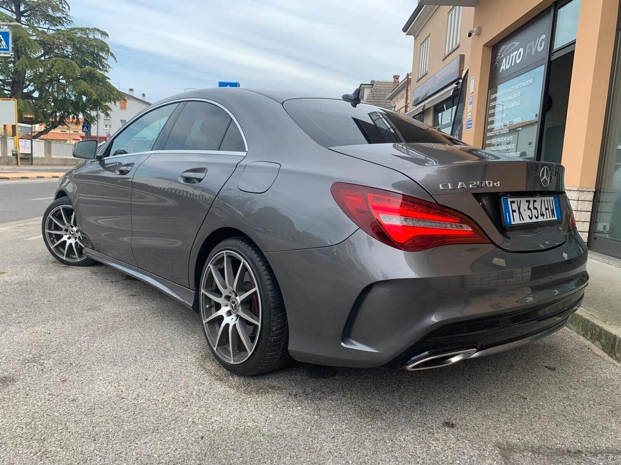 Mercedes-benz CLA 200d Premium AMG Pack Neopat.