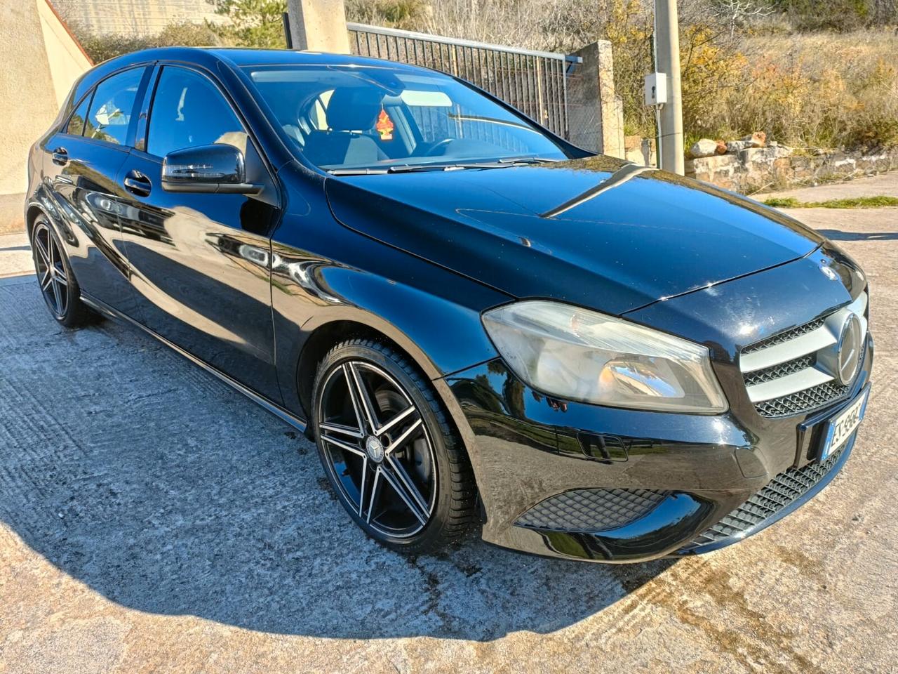 Mercedes-benz A200 CDI Premium - 2013