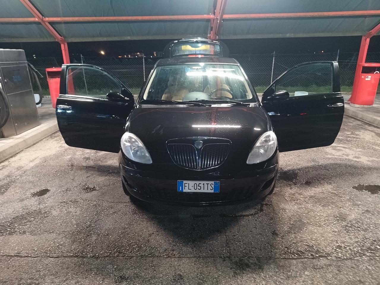 Lancia Ypsilon 1.2 69 CV Unyca