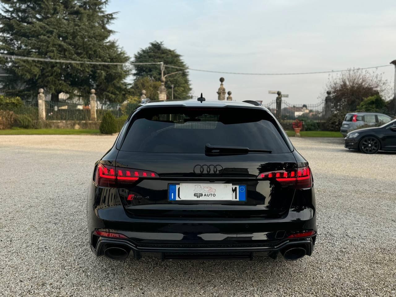 RS 4 Avant