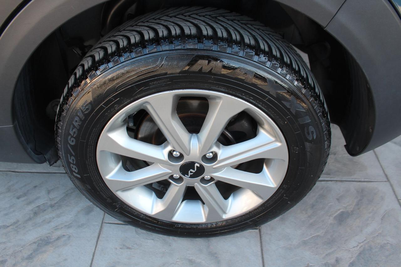 Kia Stonic 1.0 T-GDi 100 CV MHEV MT Urban Special Edition