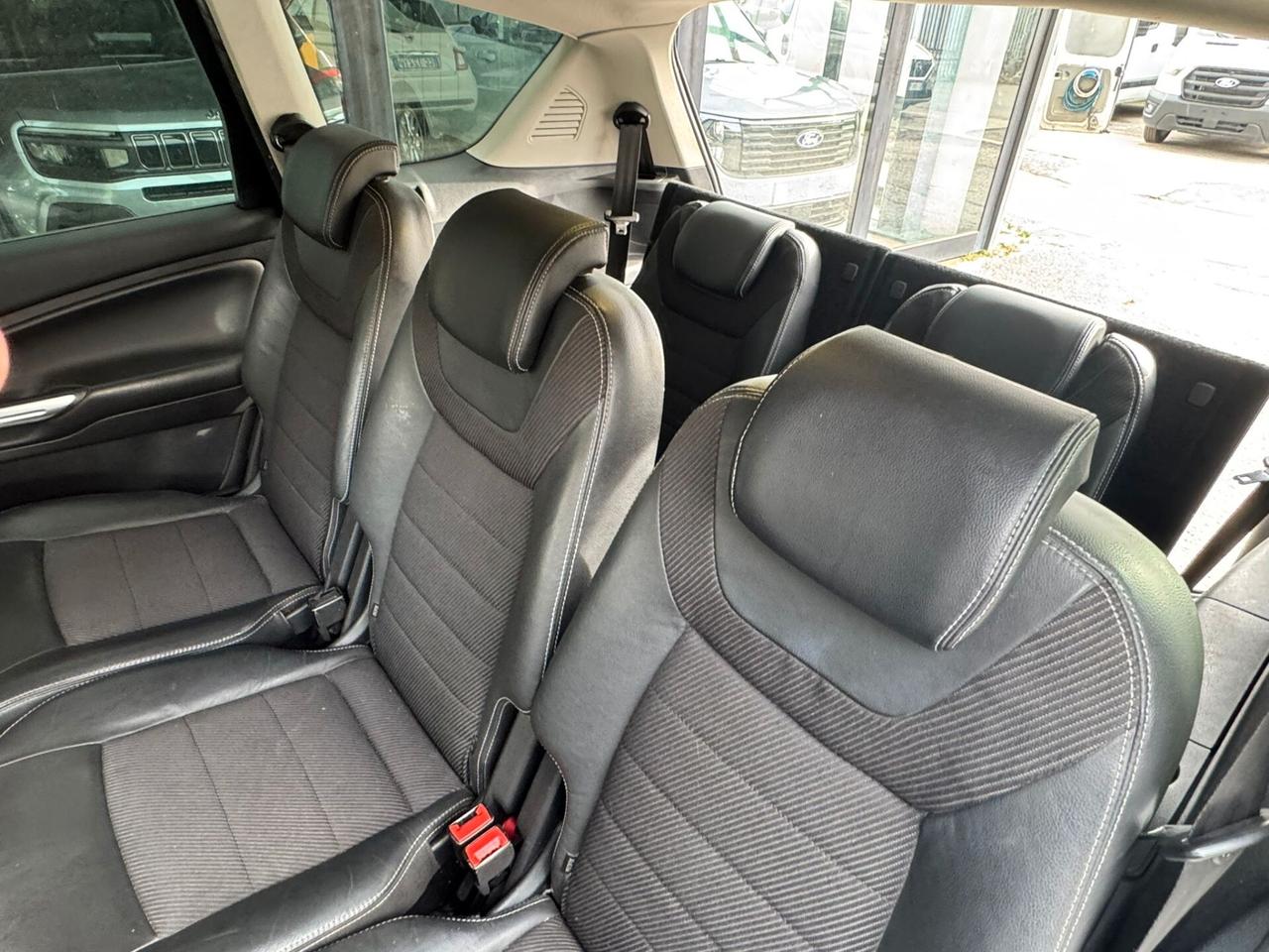 Ford S-Max 2.0 TDCi 163CV Powershift 7 posti Business Nav