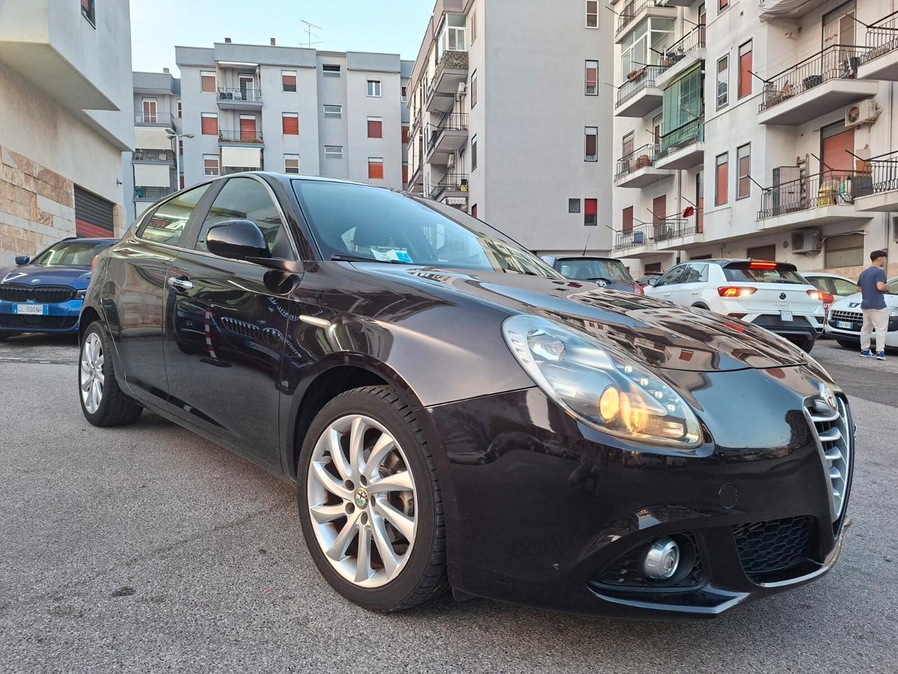 Alfa Romeo Giulietta 1.6 JTD Distinctive * Navi * Full * Garantita 12 Mesi