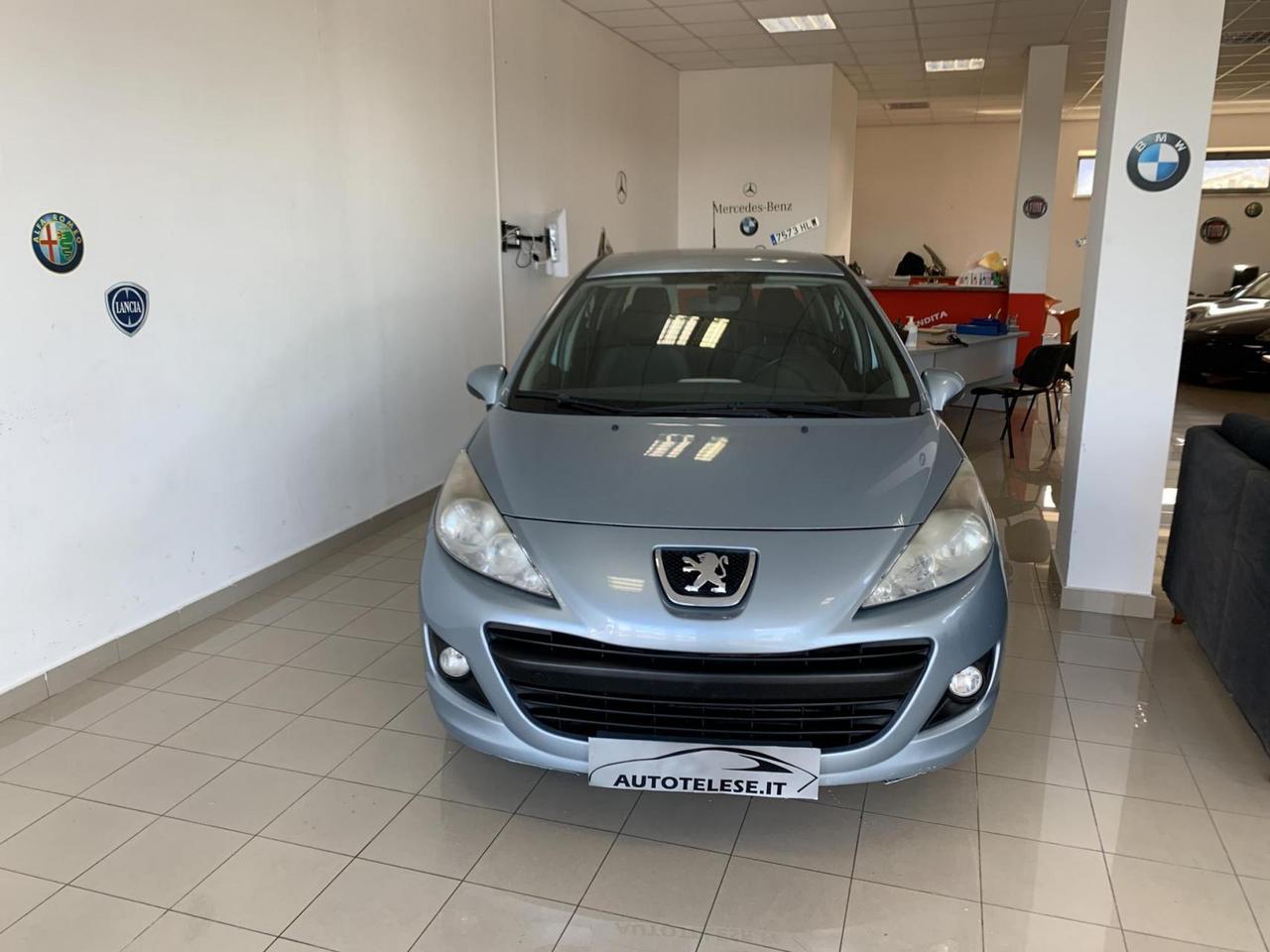 Peugeot 207 1.4 8V 75CV 5p. X Line ECO GPL