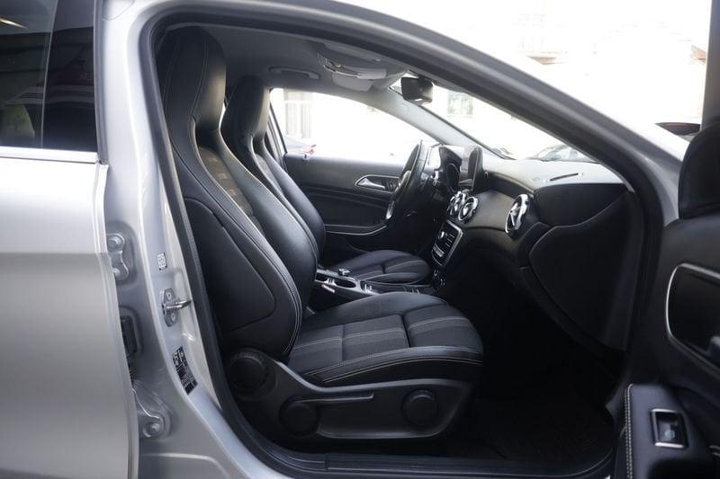 Mercedes-Benz GLA Mercedes-Benz GLA 200 d Automatic 4Matic Sport 100KW ANNO 2018