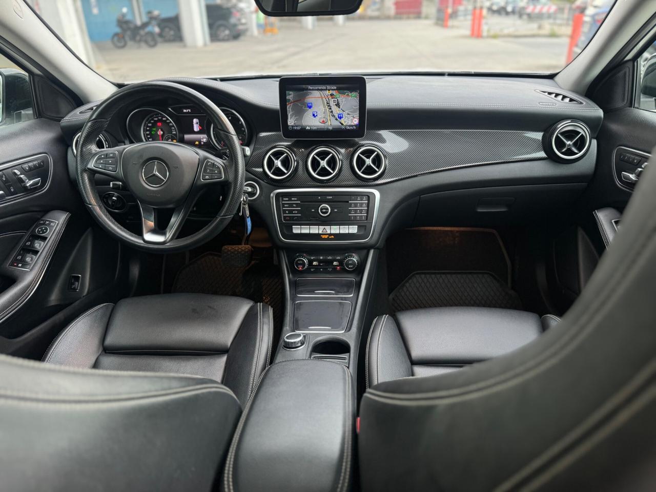 Mercedes-benz GLA 200d 4Matic Premium AMG edition
