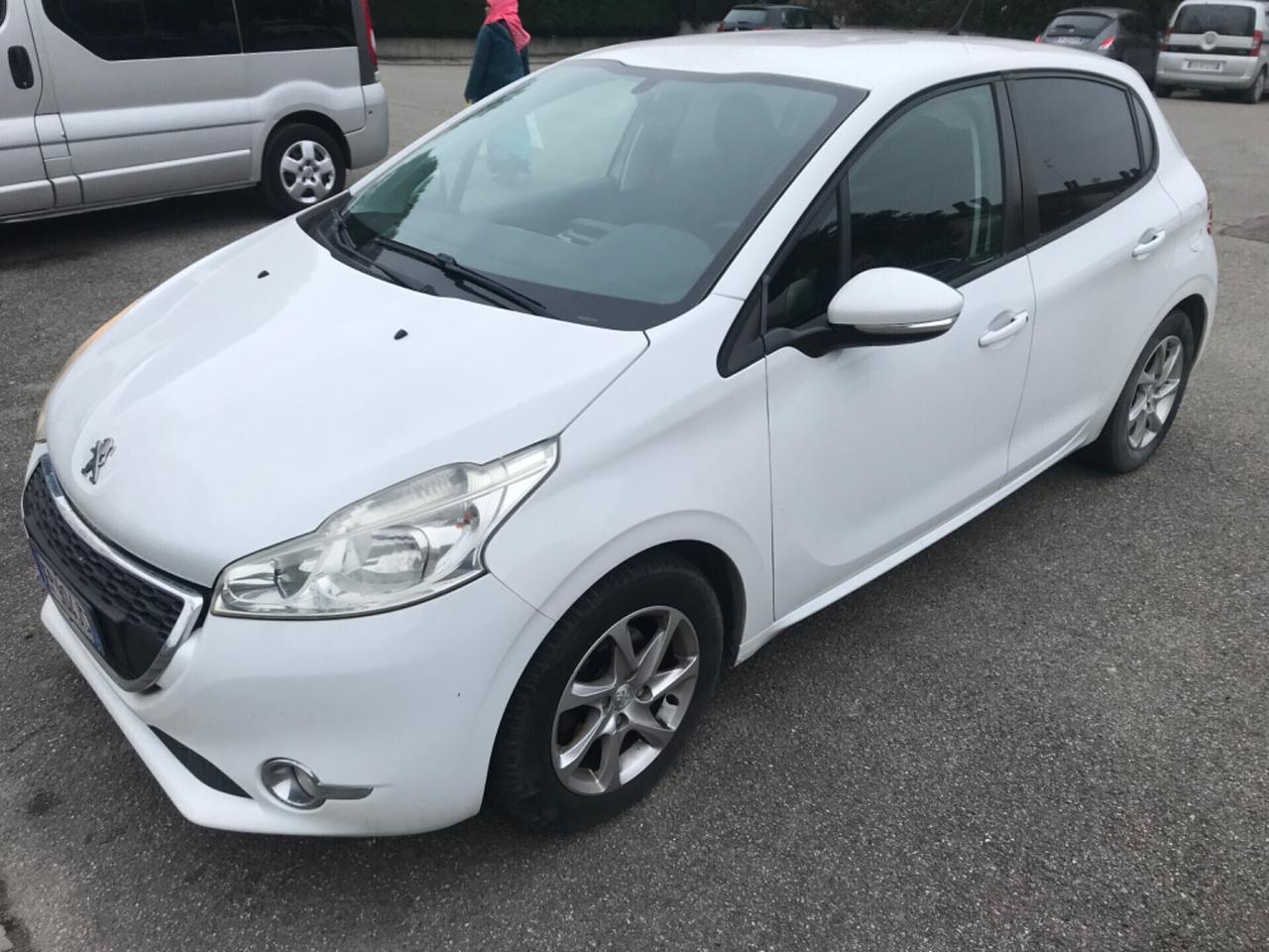 Peugeot 208 1.2 VTi 82 CV 5 porte Active