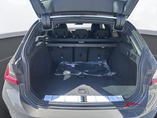 BMW 320 Serie 3 d Touring Msport Pro Innovation Comfort P