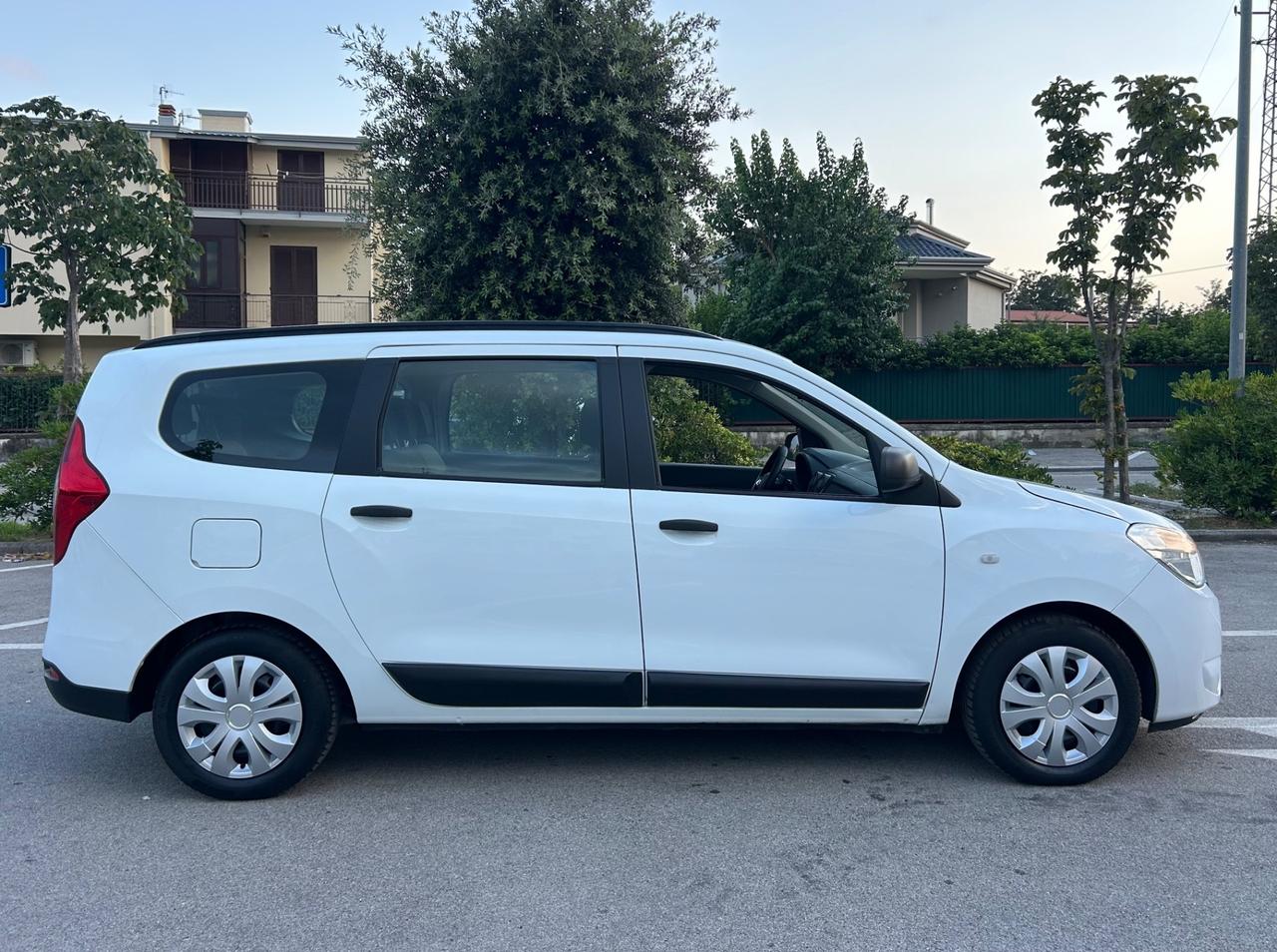 Dacia Lodgy 1.5 Blue dCi 8V 95CV 7 posti Essential
