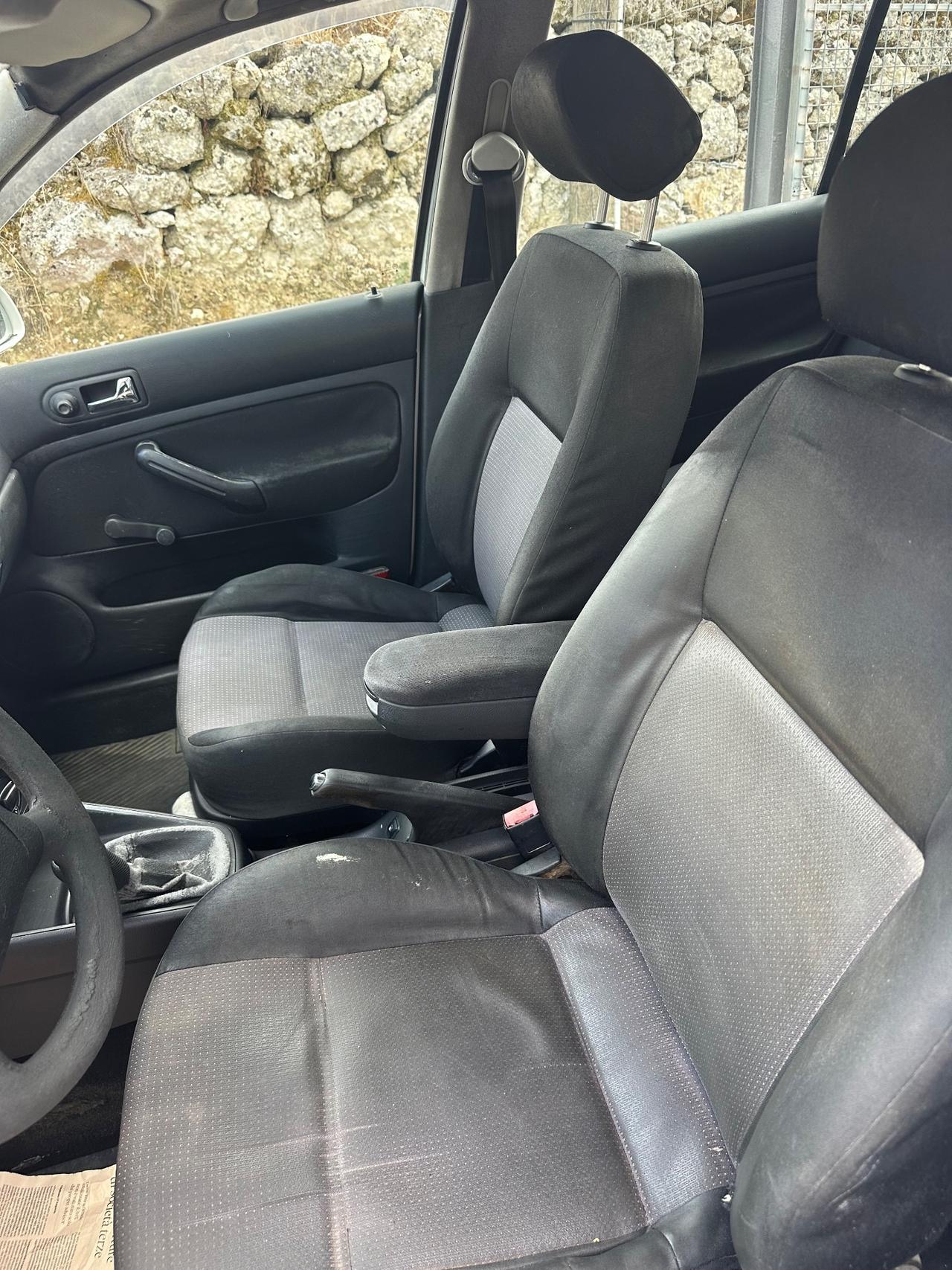 Volkswagen Golf 1.9 TDI/90 CV cat 5 porte