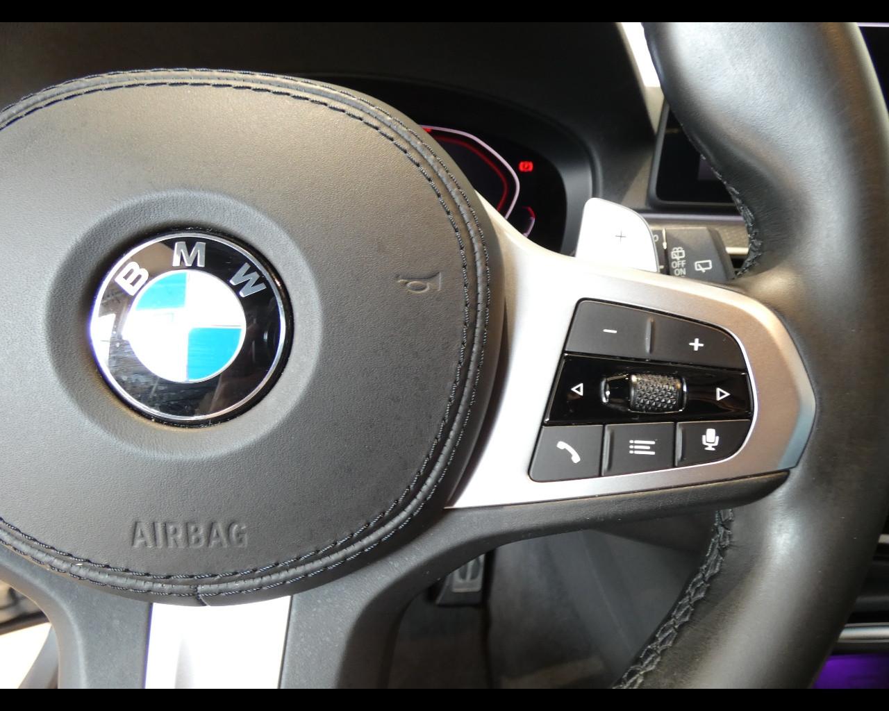 BMW Serie 5(G30/31/F90) - 520d 48V xDrive Touring Msport