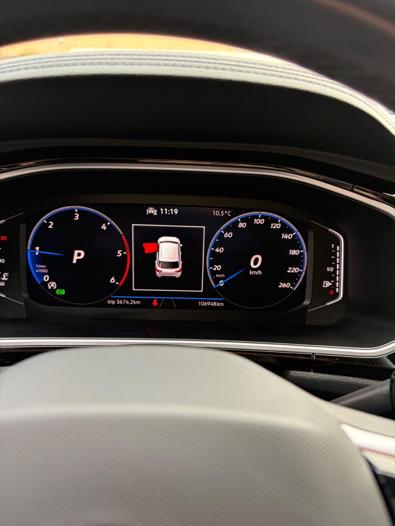 Volkswagen T-Roc 2.0 TDI SCR 150 CV DSG R-Line