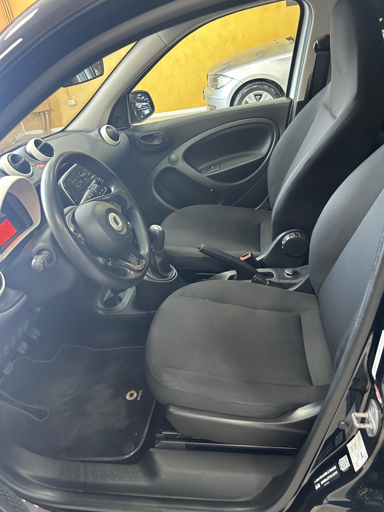 SMART FORFOUR 1.0 71 cv “LED/PDC/VETRI OSC”-2019