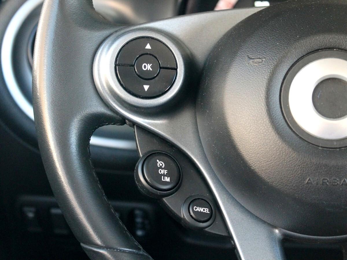 Smart ForFour EQ Passion Pdc Apple/Android UNIPRO IVA DEDUCIBILE