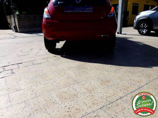 LANCIA Ypsilon 1.2 69 CV 5 porte Gold