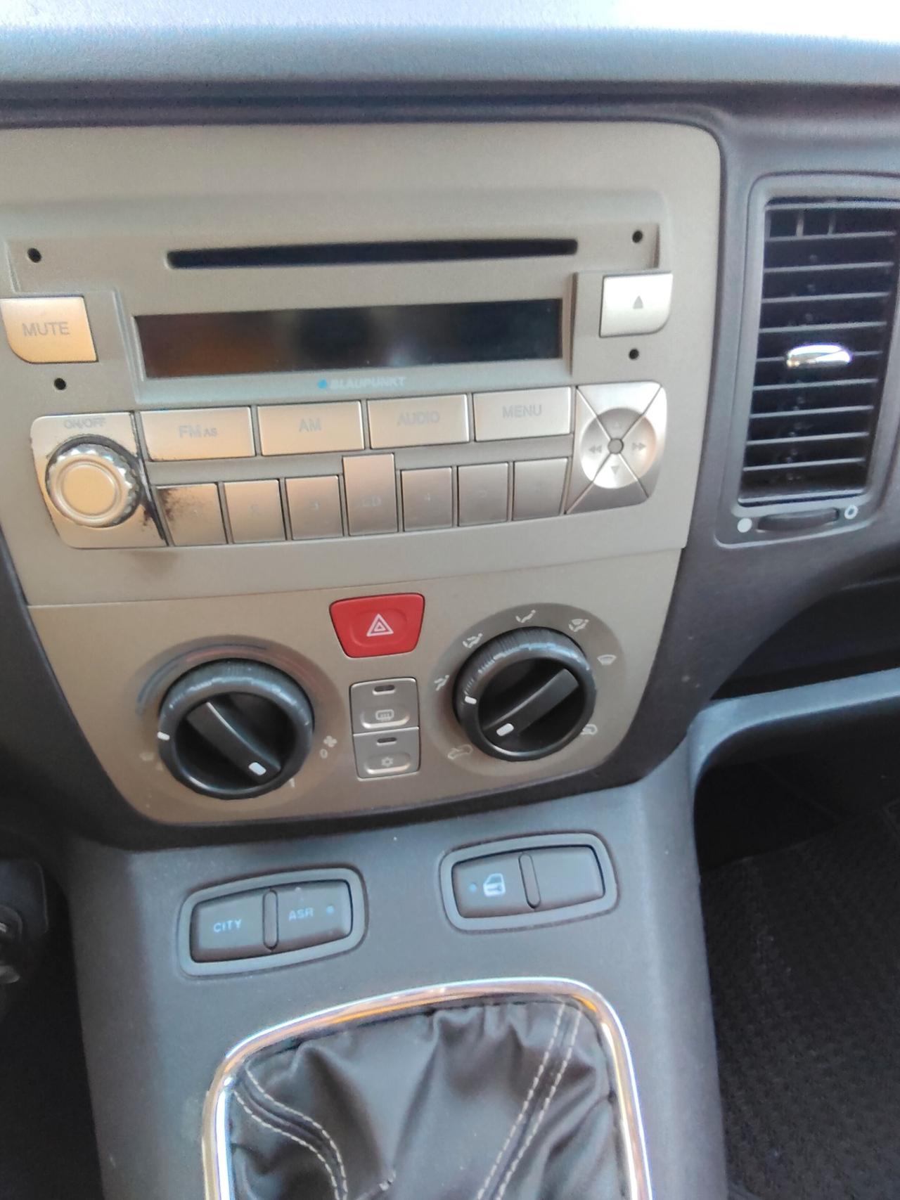 Lancia MUSA 1.4 Argento Ecochic GPL