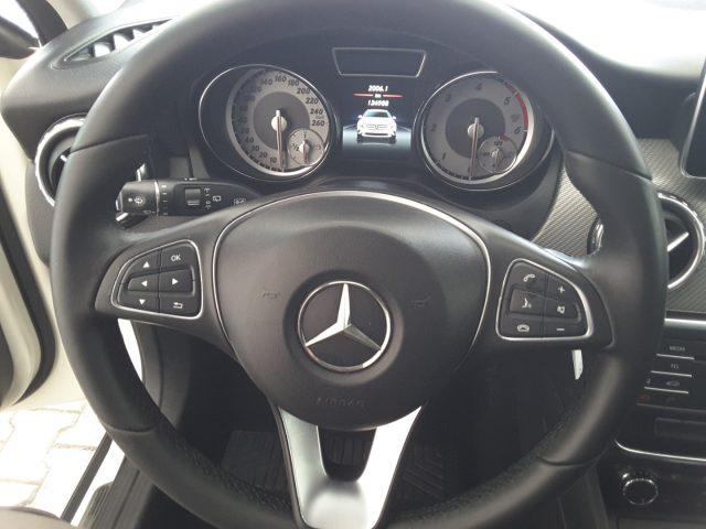 MERCEDES-BENZ GLA 200 d 136cv Executive