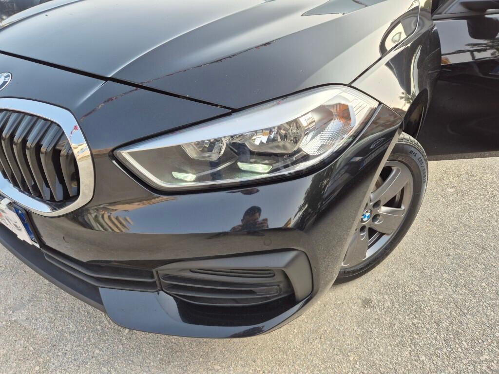 Bmw 116 116d 5p. Business Advantage